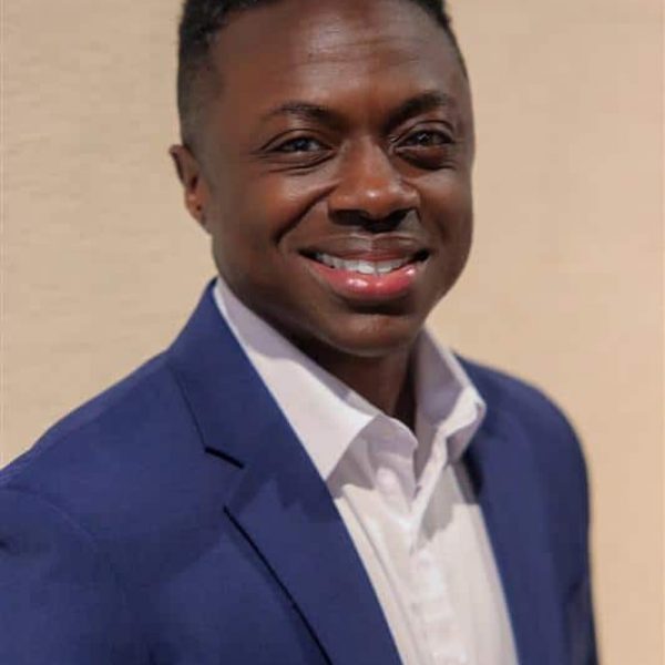 August Summers_Headshot_2025
